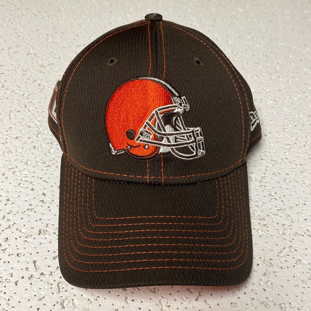 Cleveland Browns New Era embroidered hat NFL